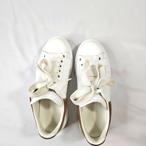 Alexander McQueen Oversized White Leather Sneakers Size 35 - Picture 3 of 9